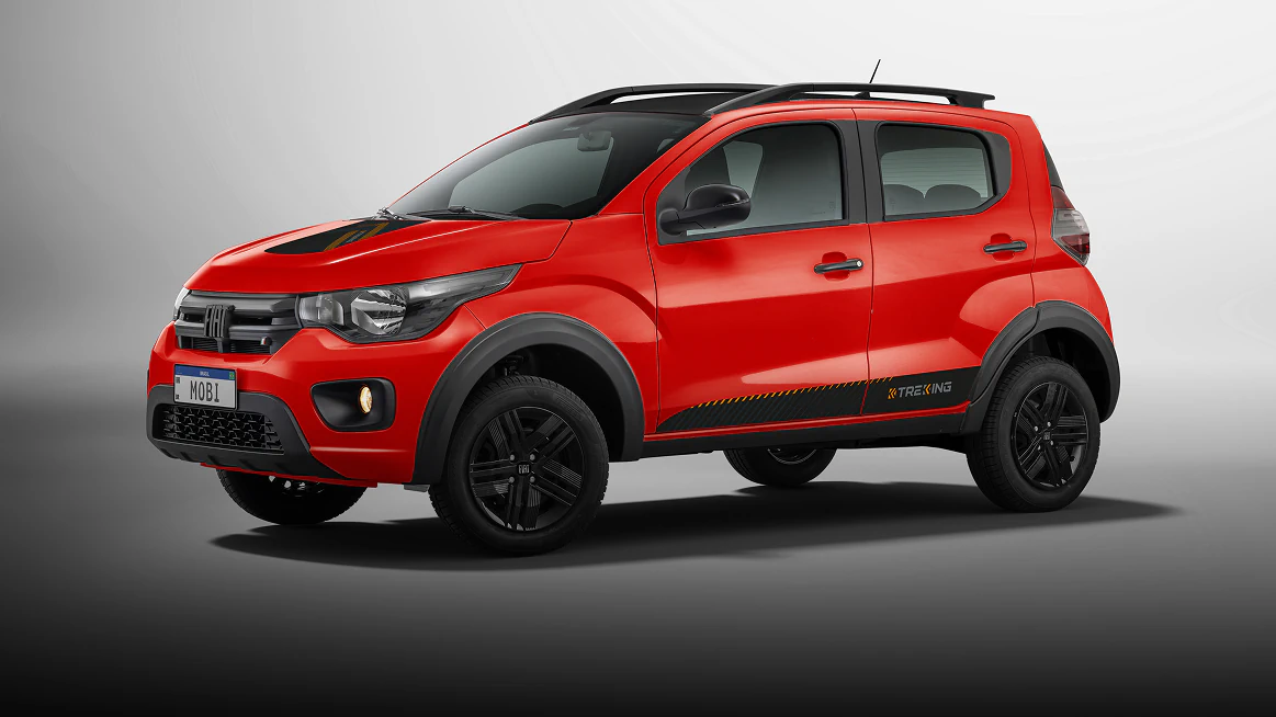Visão lateral do Fiat Mobi na cor vermelha, com destaque para novo design moderno e robusto.